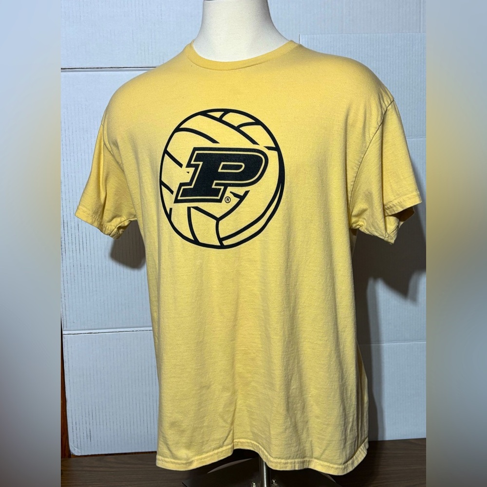 Purdue Basketball XL Men's T-Shirt 100-% cotton 30 L 23” p2p